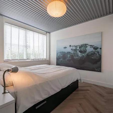 Beachhouse I