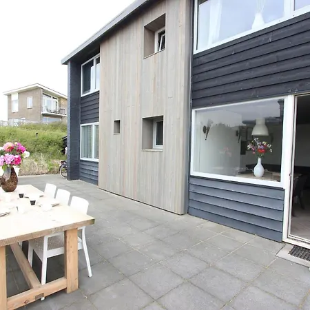 Holiday home Beachhouse I Bergen aan Zee